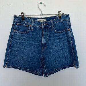 NWOT Madewell Relaxed Fit Mid Length Shorts